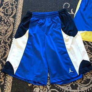 NIKE JORDAN SHORTS
